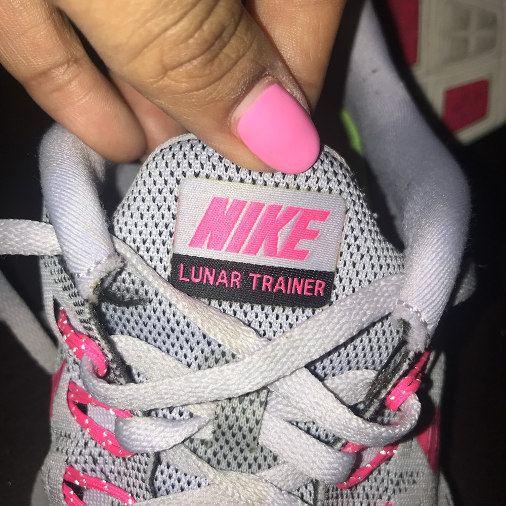Nike - Picture 5 of 6